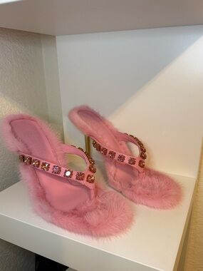 IAMJENNIFERLE Pink Fox Fur Gemstone Strap Heeled Sandals